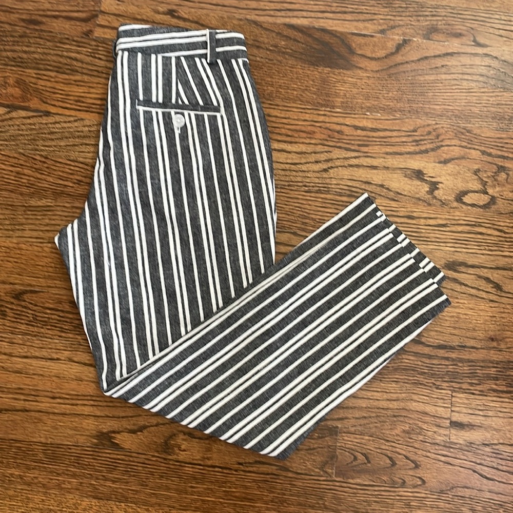 NWT, Banana Republic, Dark Grey and White Striped Linen Pants!